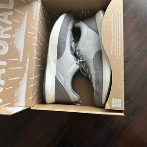 Allbirds Women's Light Grey Sneakers